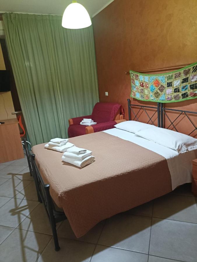 La Chiave Di Fa Bed & Breakfast Fiumicino Bagian luar foto